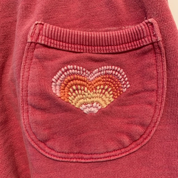 Gymboree pink jogging pants with pocket detail. Size 4. - Picture 5 of 6